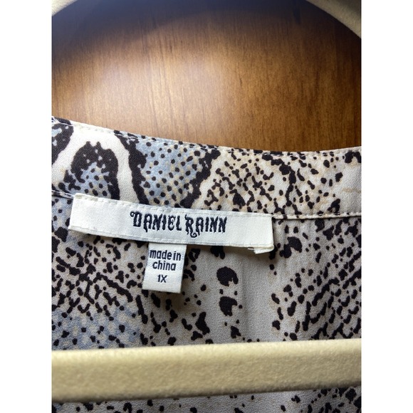 Animal Print - Picture 4 of 4